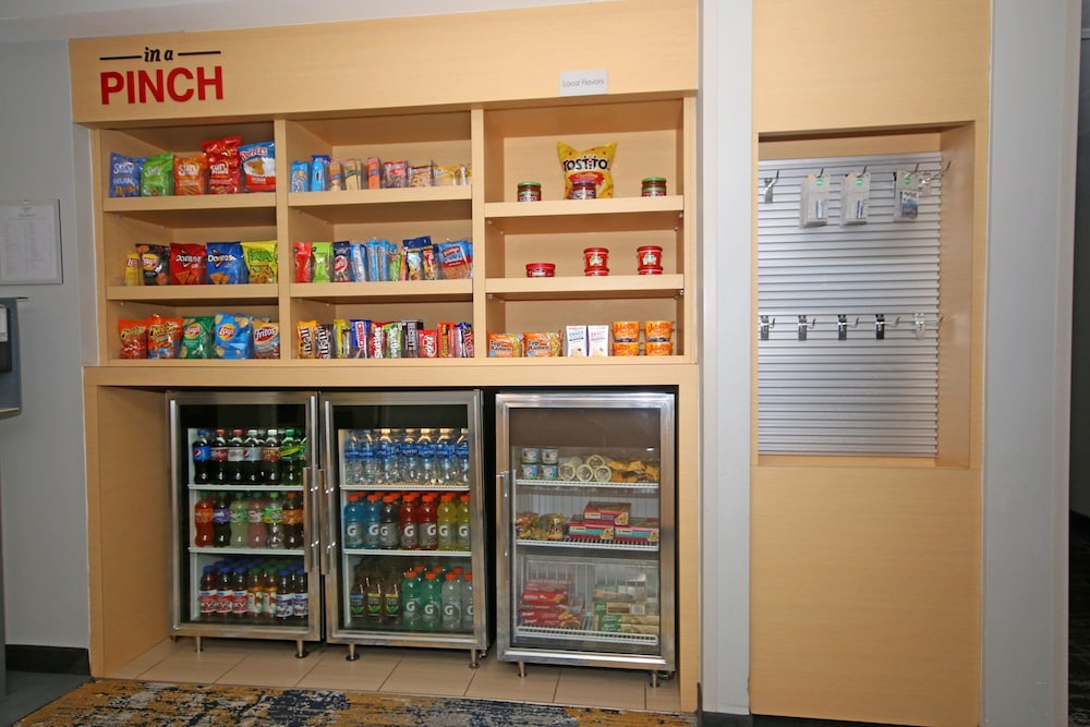 Towneplace Suites by Marriott Aiken Whiskey Road - photo 31
