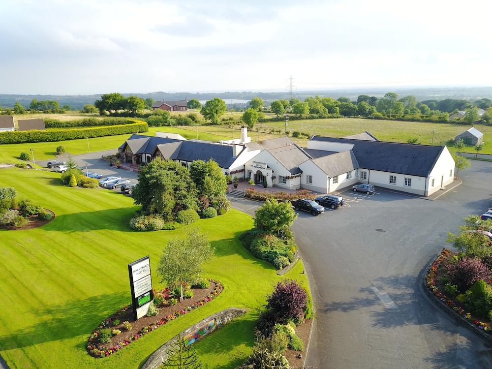 The Ballymac Hotel — hotel in Lisburn