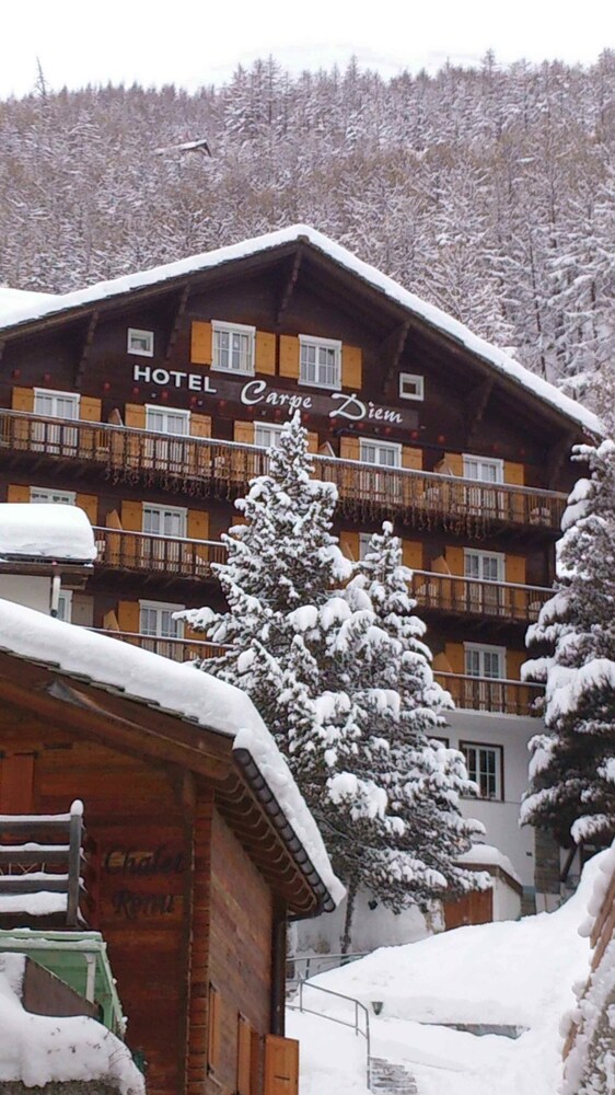 Carpe Diem - carbon neutral hotel in Saas-Fee