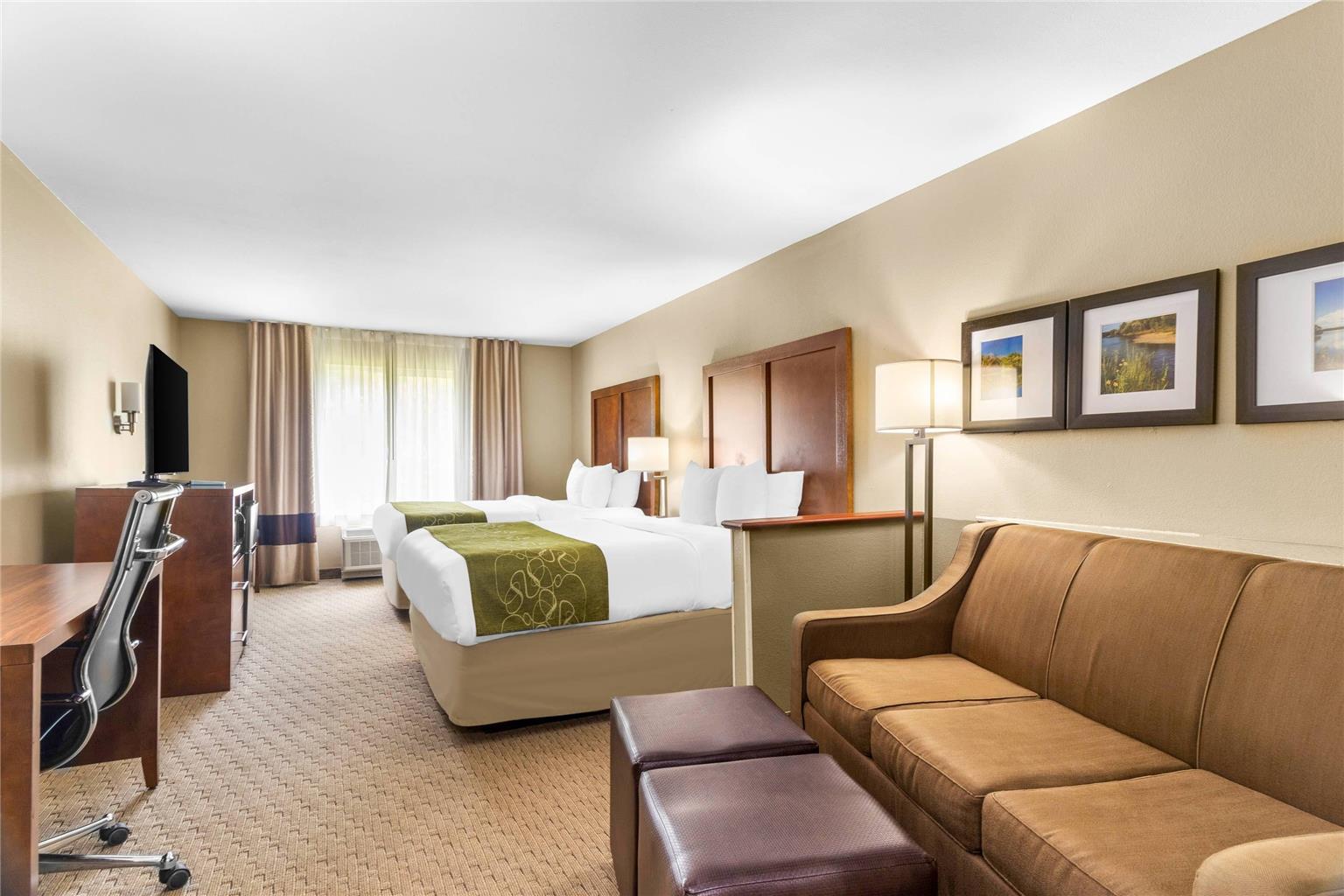 Comfort Suites Mount Vernon - photo 29