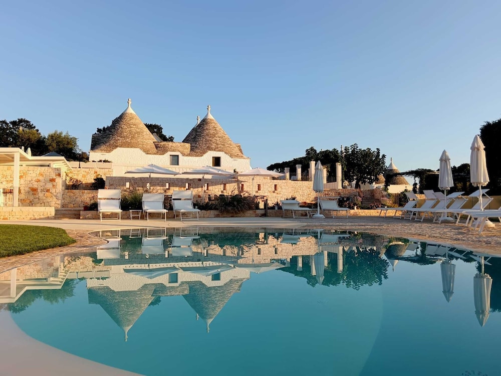 Borgofreddo — 4-Star Luxury Hotel in Monopoli, Italy