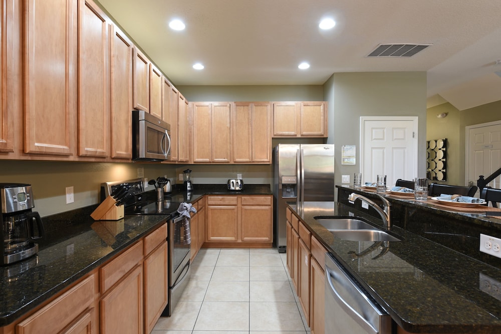 Tasteful 6bed 5bath Pool Villa Solterra Resort - photo 11