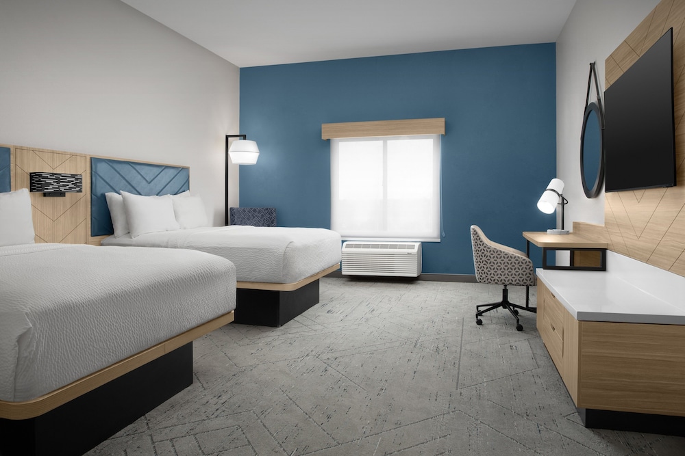 Holiday Inn Express Hotel & Suites DFW West Hurst by IHG - photo 22
