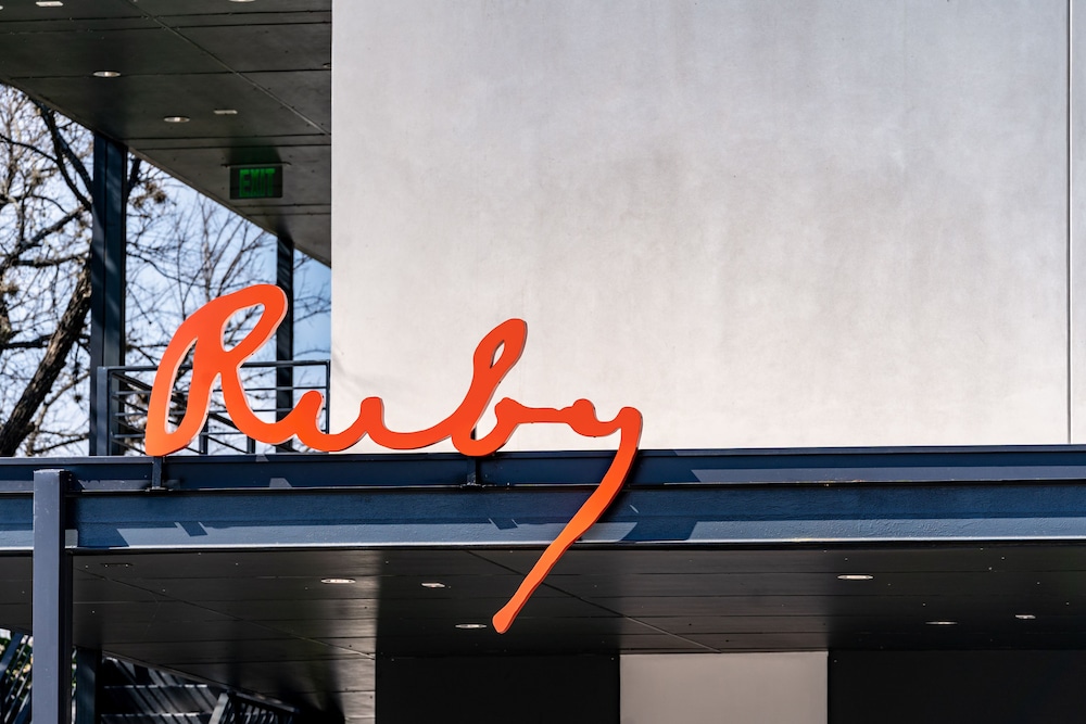 The Ruby Hotel - photo 42