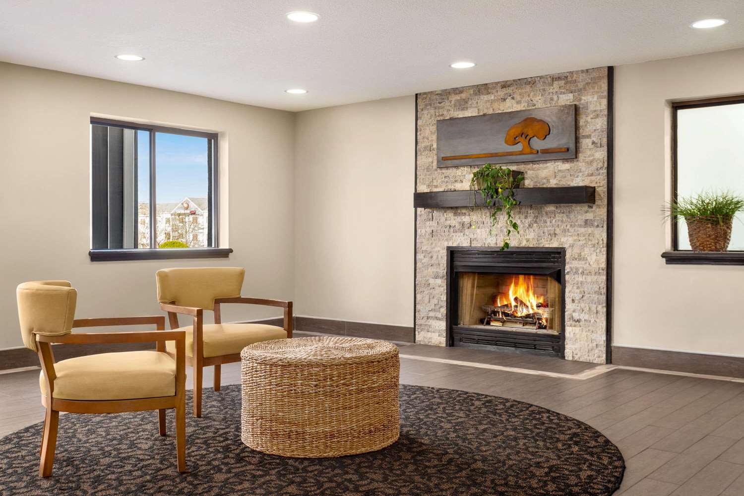 Super 8 by Wyndham Nashville Airport North - photo 13