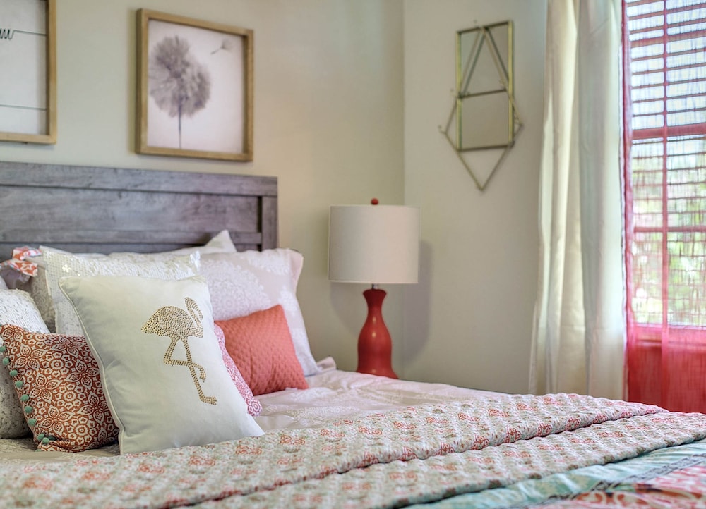2 Bedroom l Waterpark & Resort Amenities Included Themed Rooms - photo 4