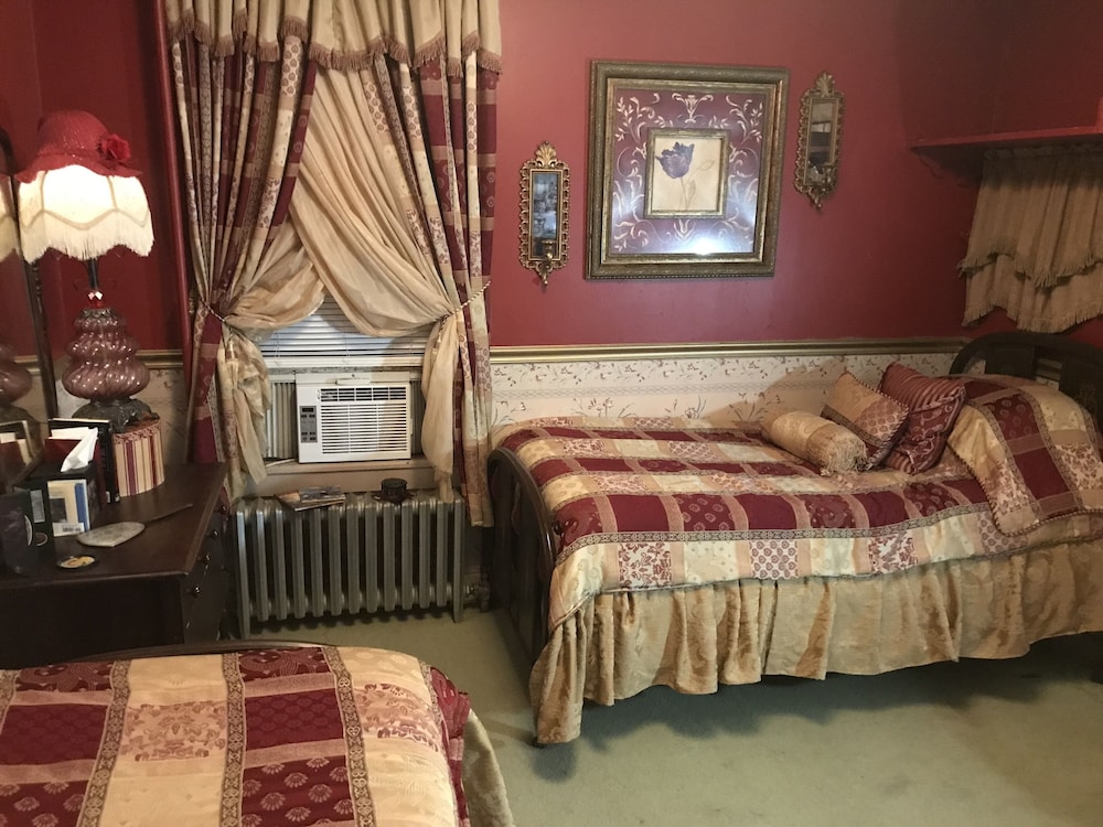 Armour's Hotel - photo 6