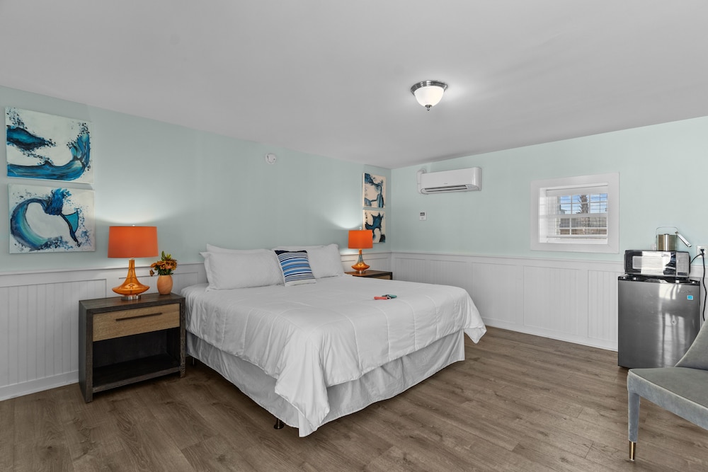Loggerhead Inn and Suites - photo 22