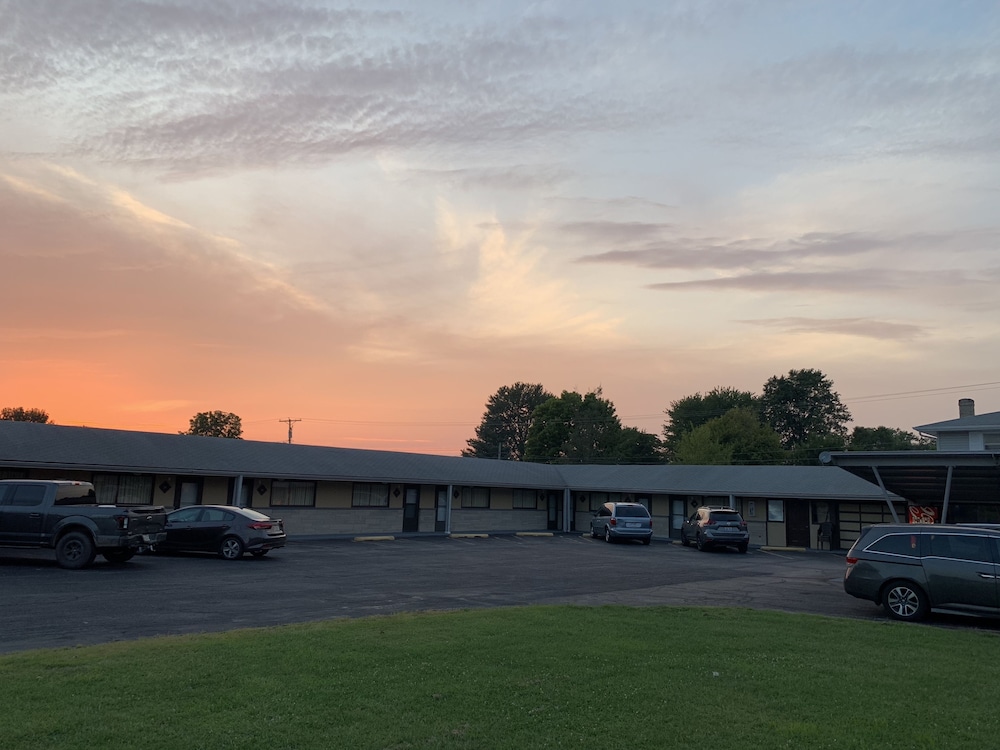 Gas Lite Motel - photo 40