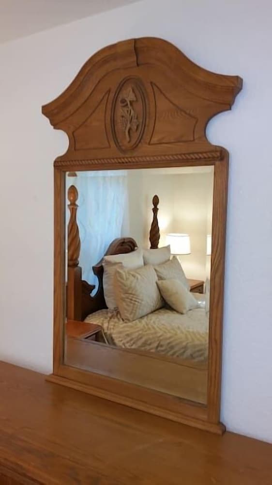 Spanish Craftsman Smarthouse 2 Baths - photo 11
