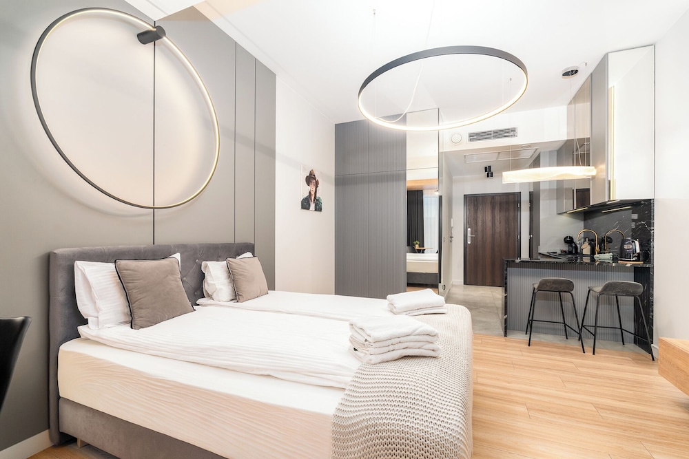 Margi Uno Beauti Apartament Lux Large Terrace — 4-Star Luxury Hotel in Szczecin, Poland