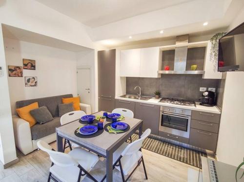 Casa centralissima Mentana ingresso indipendente — 4-Star Luxury Hotel in San Benedetto Del Tronto, Italy