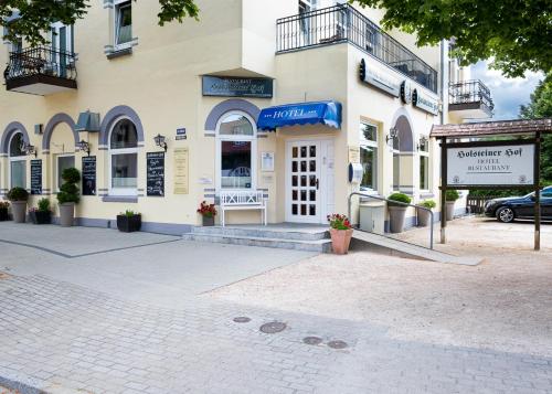 Hotel Restaurant Holsteiner Hof — hotel in Geesthacht