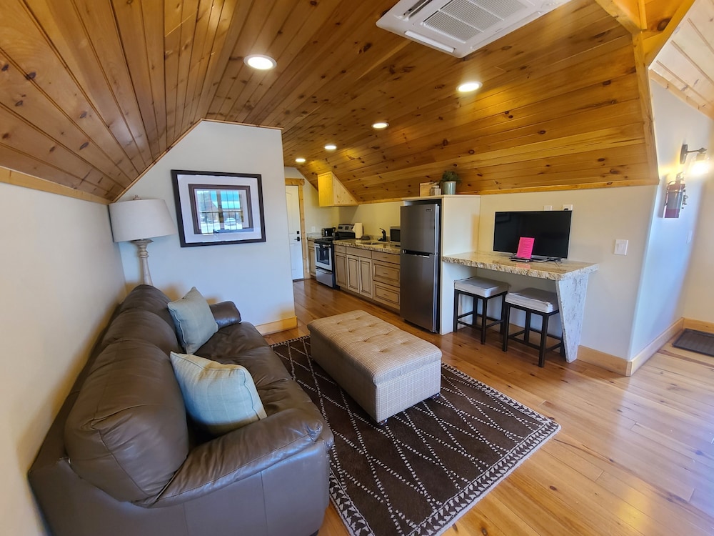 Holmstead Ranch Resort - photo 11