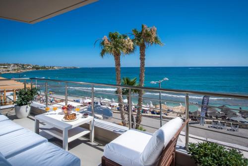 Coast Suite Luxury Central Beach House — 4-Star Luxury Hotel in Hersonissos, Greece