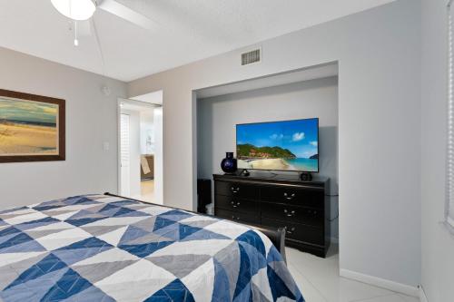 Canaveral Towers 401 - photo 8