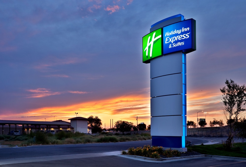 Holiday Inn Express & Suites Ontario - photo 50