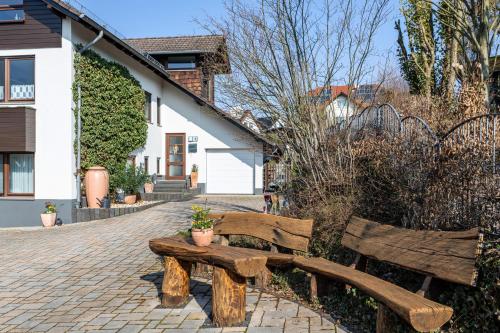 Fewo Kirchheim — 4-Star Luxury Hotel in Kirchheim, Germany