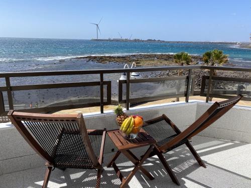 Arinaga Colors tu casa en la playa — 4-Star Luxury Hotel in Aguimes, Spain