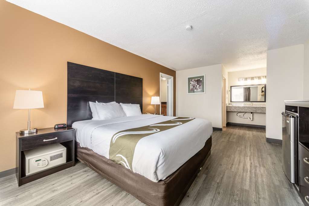 Quality Inn & Suites Vandalia near I 70 and Hwy 51 - photo 36