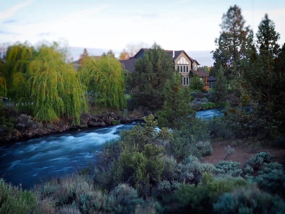 6BR 5 King Beds EV 10min Downtown in Bend, United States