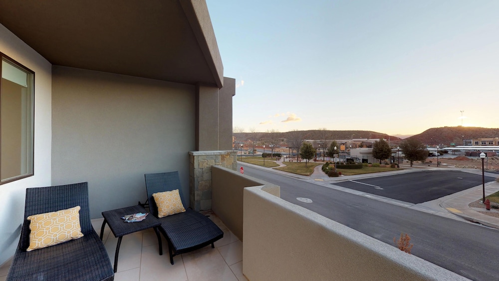 Town Center Resort - photo 565
