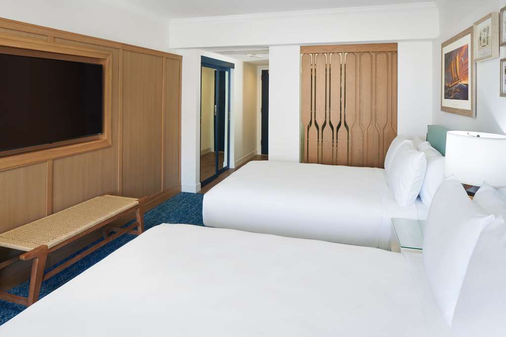 Outrigger Reef Waikiki Beach Resort - photo 84