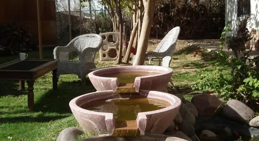 Raz Inn - carbon neutral hotel in Phoenix