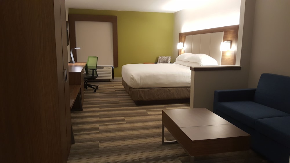 Holiday Inn Express Hotel & Suites Jacksonville South by IHG - photo 2