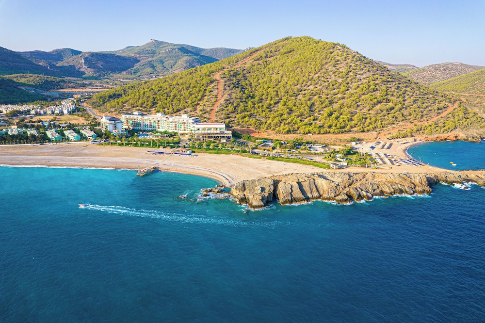 Ulu Resort Hotel All Inclusive — Gulnar