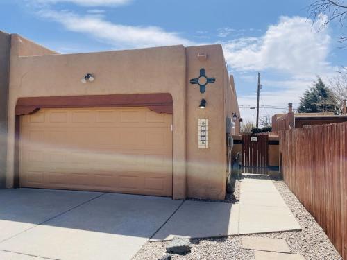 North Valley Southwest Gem — Albuquerque