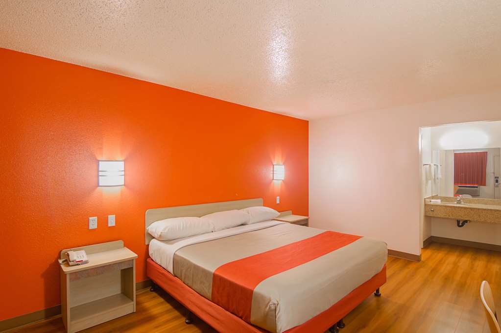 Motel 6 Lawton OK - photo 8