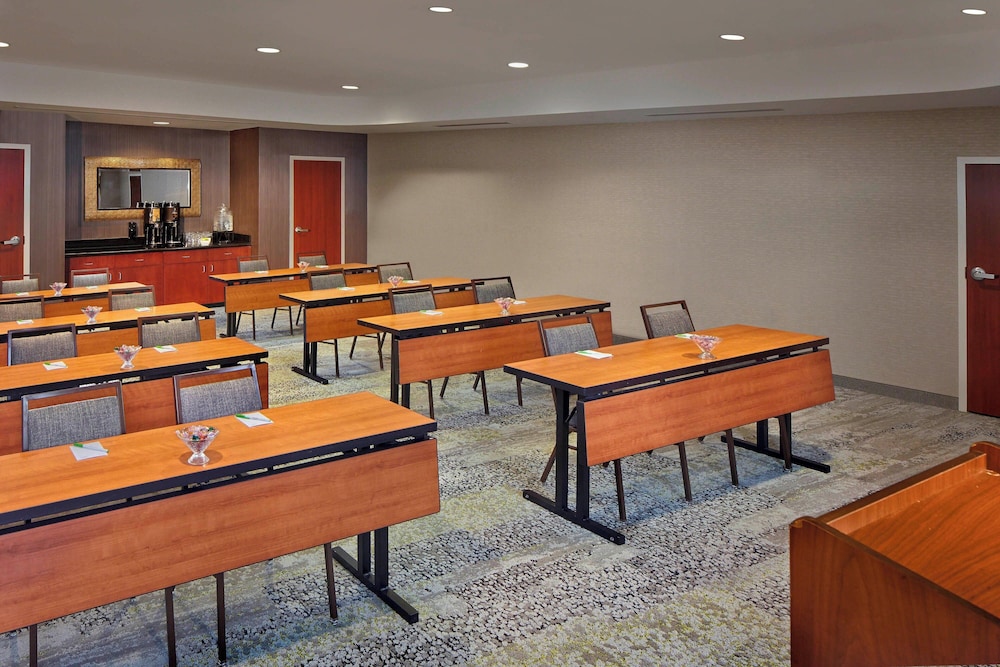 Courtyard By Marriott Stuart - photo 38