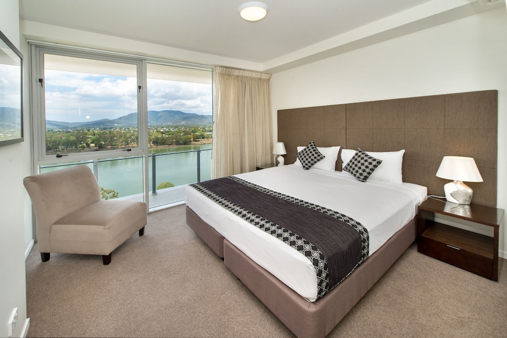 Empire Apartment Hotel — Rockhampton — photo 4