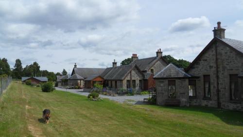 Meadowside Cottages - carbon neutral hotel in Unknown City