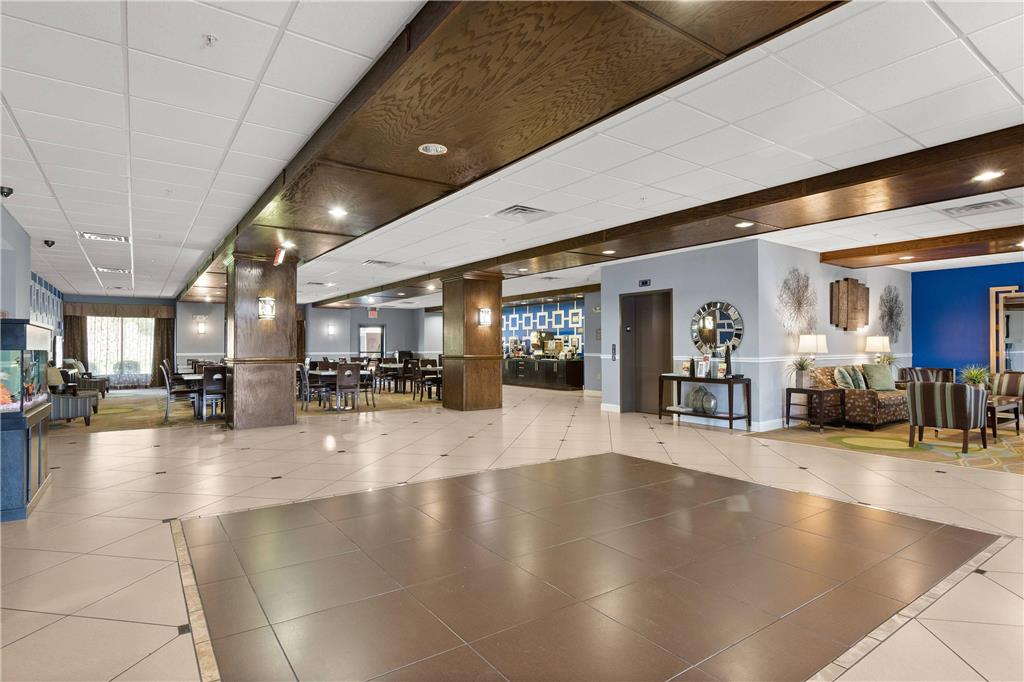 Portland Inn & Suites Portland TN - photo 7