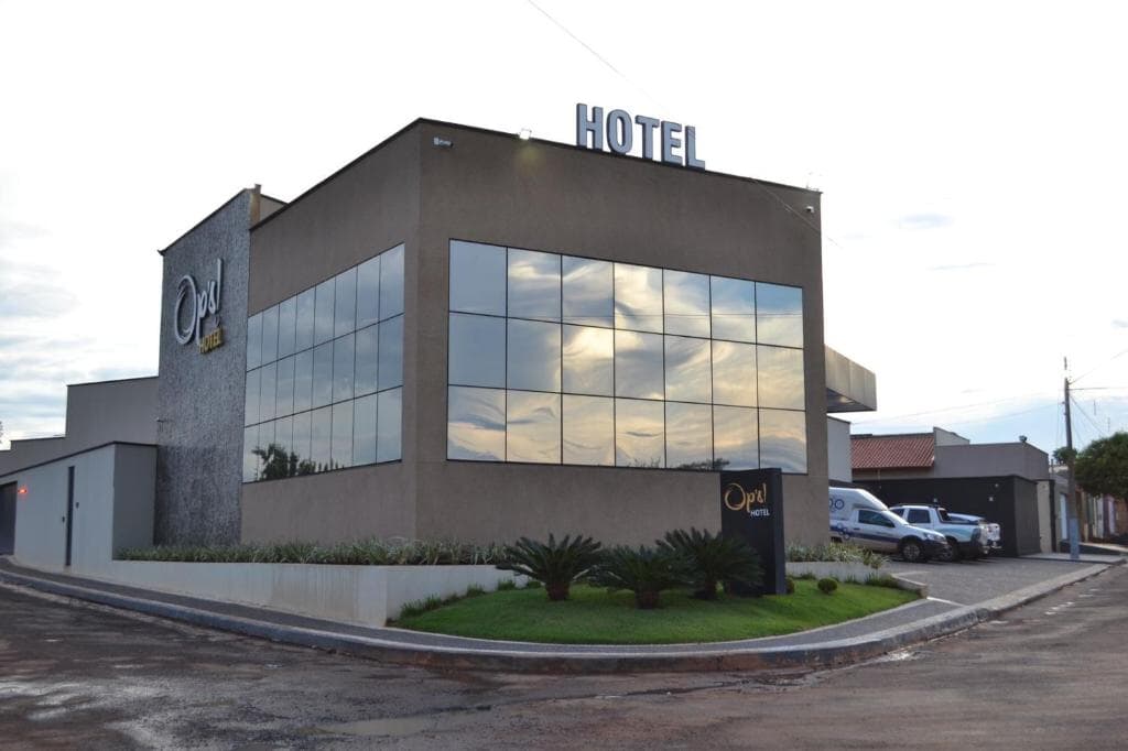 Op's Hotel - last minute hotel in Unknown City