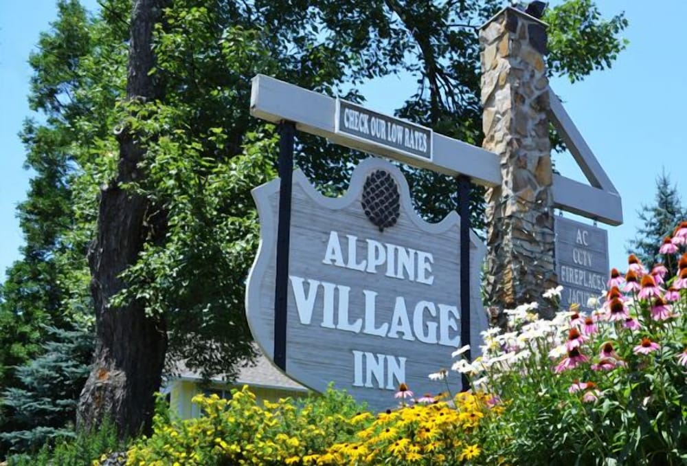 Alpine Village Inn - photo 15