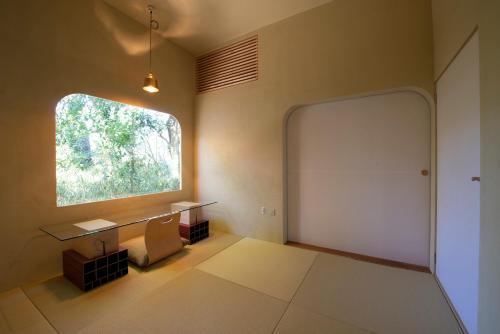 Tokyo Jindaiji Comori 21828656 — Chofu