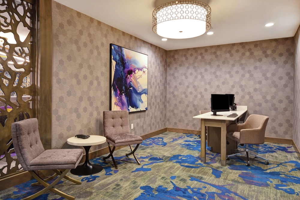 Homewood Suites by Hilton Orange New Haven - photo 39