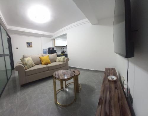 Zuri Snug condo