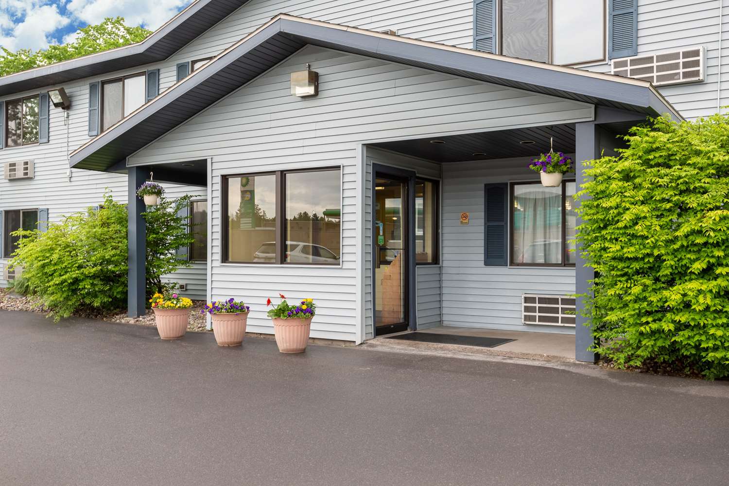 Rodeway Inn Rhinelander WI - photo 24