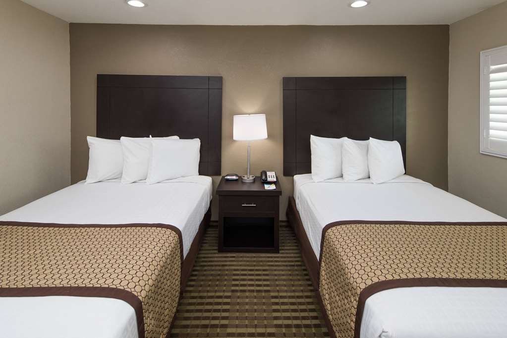 Days Inn by Wyndham El Centro - photo 10