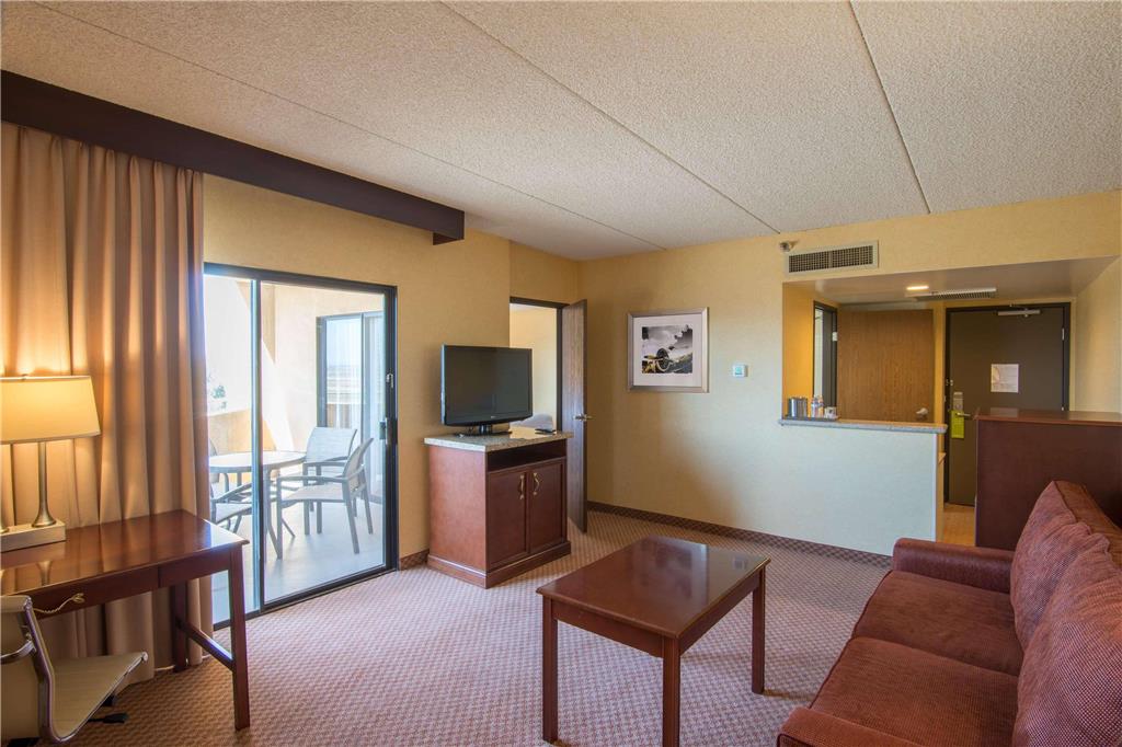 Radisson Hotel Santa Maria - photo 9