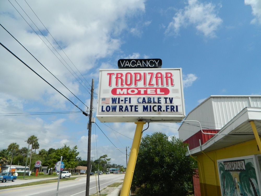 Tropizar Motel — hotel in Holly Hill
