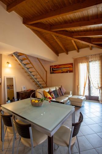 La Mansarda del Viandante — 4-Star Luxury Hotel in Castelbelforte, Italy