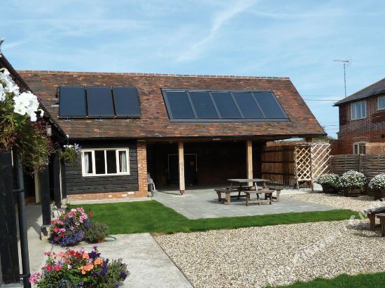 Palace Farm Hostel & Campsite — 4-Star Luxury Hotel in Sittingbourne, United Kingdom