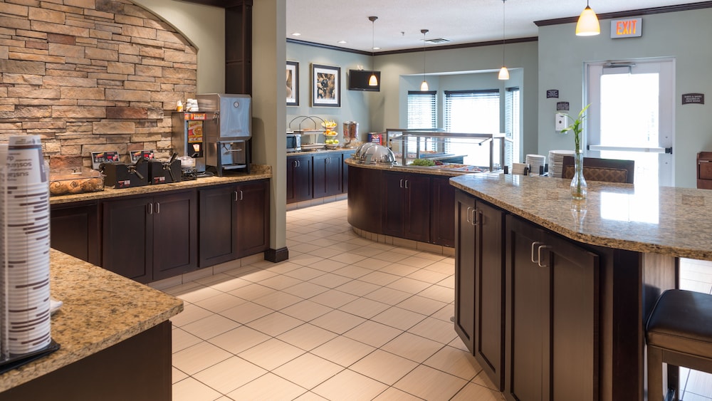 Staybridge Suites Fargo by IHG - photo 71