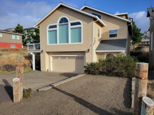 Bellevuevilla — Tillamook