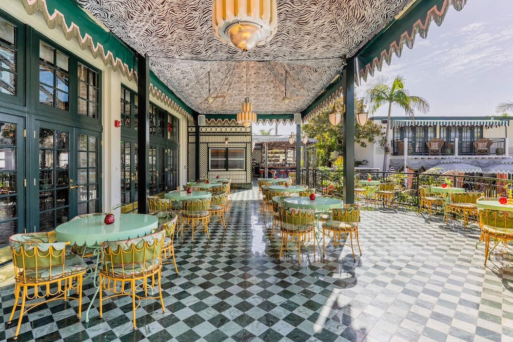 The Lafayette Hotel Swim Club & Bungalows - photo 80